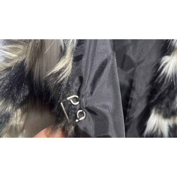 KLd SIGNATURE FAMOUS BOHO ROCKER FAUX FUR VEST 70’s Style Size SMALL - Picture 8 of 8